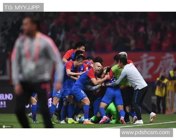 南京足球队与重庆足球队的速度对决赛后分析与总结