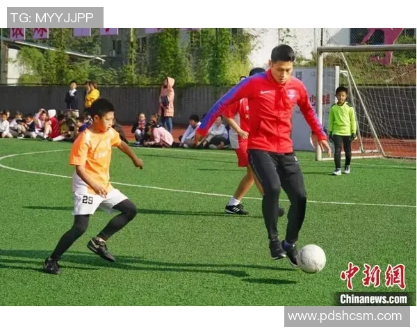 周强独家分享足球心得与技巧助你提升球技的秘诀与经验 周强独家分享足球心得与技巧助你提升球技的秘诀与经验